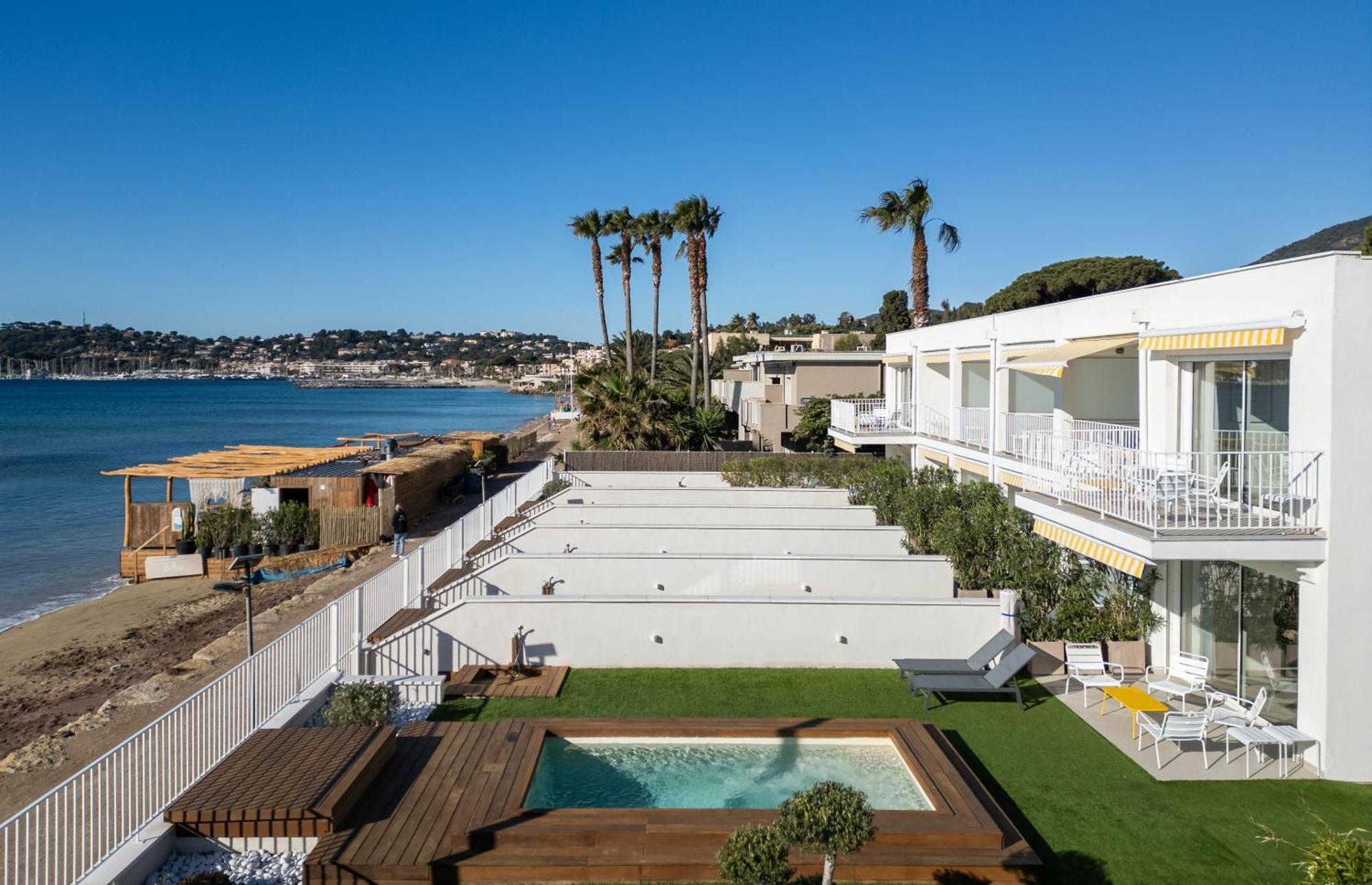 Belle Vue Hotel Cavalaire-sur-Mer Exterior photo