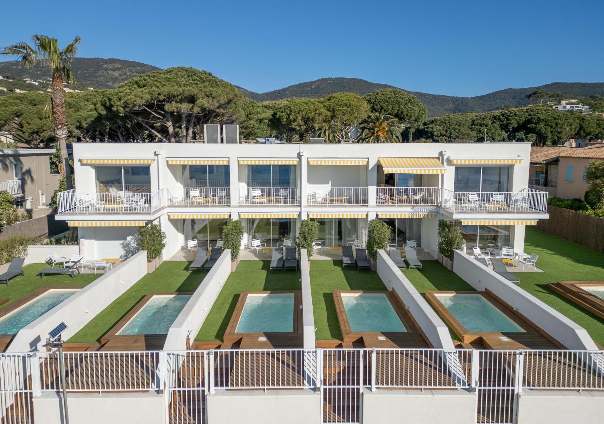 Belle Vue Hotel Cavalaire-sur-Mer Exterior photo