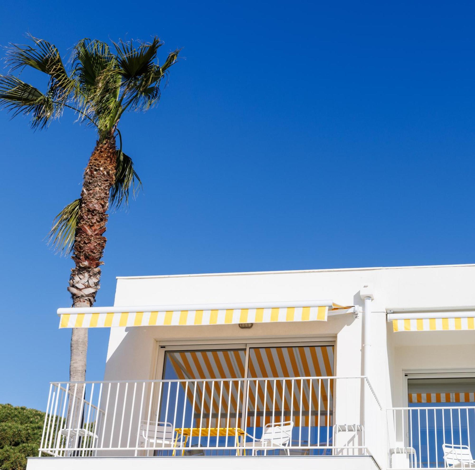 Belle Vue Hotel Cavalaire-sur-Mer Exterior photo